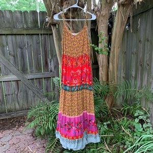 Natural Life. Large. Dress.